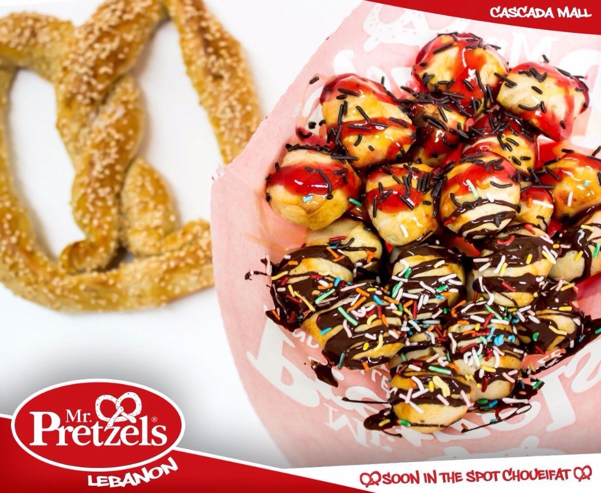 Bouchées de bretzel avec garnitures